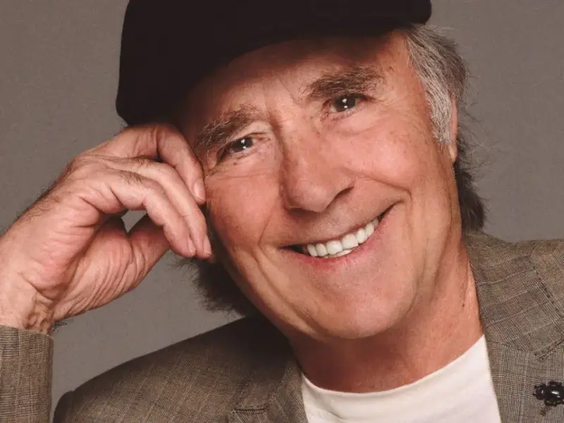 Joan Manuel Serrat, recibirá el premio de honor de la Academia de la Música